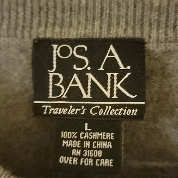 Jos A Bank Large Grey Cashmere V-Neck Sweater - Picture 2 of 5
